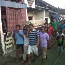 Bocah 12 Tahun Tewas Terjatuh dari Kereta Langsir