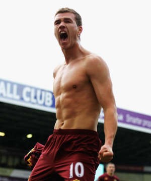 Dzeko Tolak Julukan Super-Sub