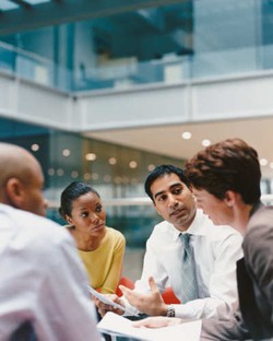 Agar Tak Loyo Seusai Rapat, Makanlah Makanan Ini!