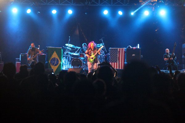 Aksi Soulfly di Jakarta