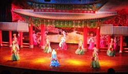 Waria Cantik Menari, Bikin Cewek Gigit Jari!