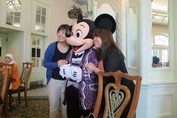 Asyik! Sarapan Bareng Mickey Mouse di Tempat Ini