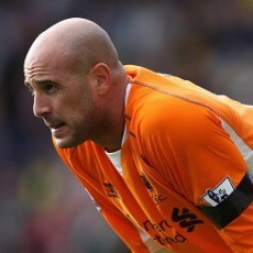 Reina Akan Sabar Tunggu Kepulihannya 