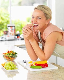 Kunyah Makanan Dengan Benar Agar Berat Badan Cepat Turun