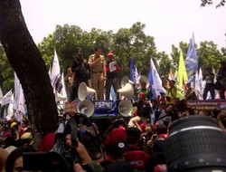 Pengusaha Keberatan Upah di DKI Naik Jadi Rp 2,7 Juta