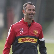 Giggs Ukir Torehan Khusus