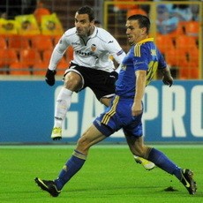 Hat-trick Soldado Menangkan Valencia