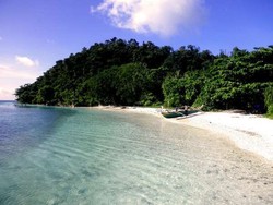 Bencana Tak Membuat Indahnya Krakatau Luntur
