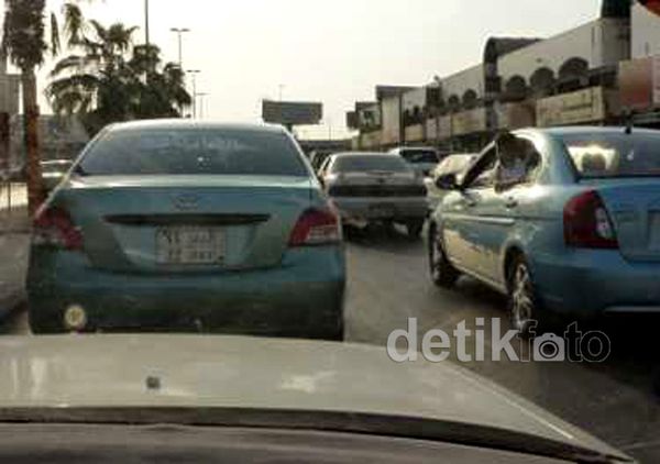Kebanjiran Calon Haji, Lalu Lintas Jeddah Macet