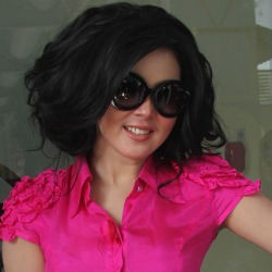 Sstt..Syahrini Punya Teman Duet Baru di !nsert Award 2012