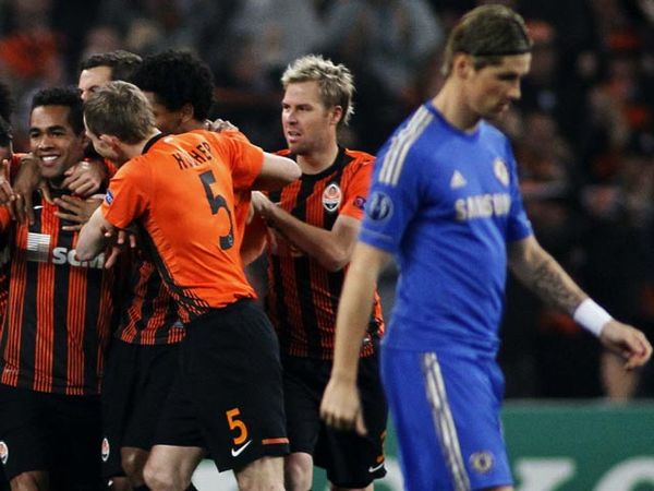 Chelsea Tersungkur di Donbass Arena