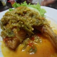 Dahsyatnya Ayam Halilintar Menyambar Lidah