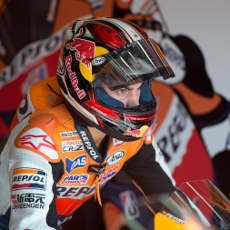 Pedrosa Mengincar Quat-trick, Membidik Lorenzo 