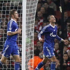 Arsenal Ditekuk Schalke 0-2