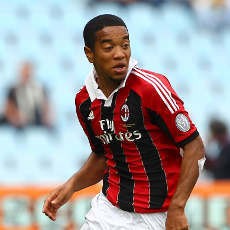Emanuelson: Kalahkan Malaga di San Siro