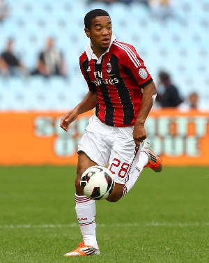 Emanuelson: Kalahkan Malaga di San Siro