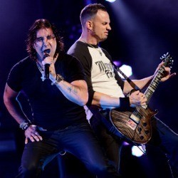 Vokalis Creed Kembali Rekaman Album Solo Januari 2013