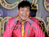 Ivan Gunawan & Indra Bekti Kompak Serba Pink