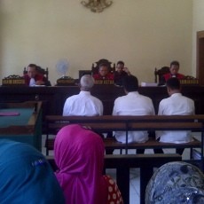 Terancam 20 Tahun Penjara, Ebet Hidayat Cs Ajukan Keberatan