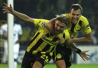 Hasil itu membuat Dortmund kini memuncaki klasemem Grup D dengan 7 poin. Sedangkan Madrid, yang meraih kemenangan di du laga sebelumnya, kini berada di posisi dua dengan 6 poin. REUTERS/Ina Fassbender.