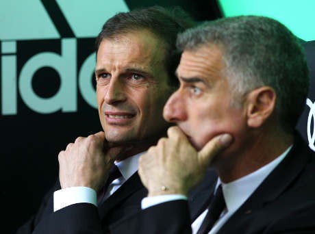 Kenapa Milan Belum Pecat Allegri?