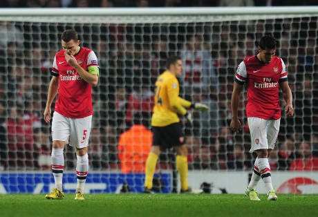 Vermaelen Minta Arsenal Segera Bangkit