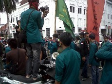 Bikin Macet, Demo Peringatan Sumpah Pemuda di Yogya Ricuh dengan Pemotor