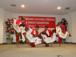 Tari Kuda Lumping Siswa SMAN 5 Bandung Pukau Penonton di Houston