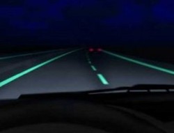 Keren! Marka Jalan Mengeluarkan Cahaya Warna Warni