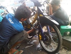 3 Trik Membuat Motor Anda Jadi Tambah Kencang