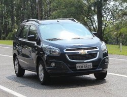 Sensasi Mengendara MPV Pesaing Avanza, Chevy Spin