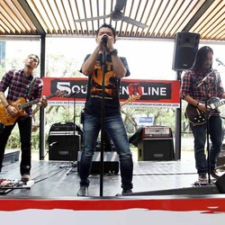 Andra and The BackBone Siap Gebrak Soundrenaline 2012