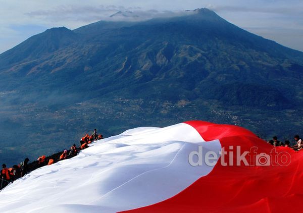 Peringatan Sumpah Pemuda di Puncak Penanggungan