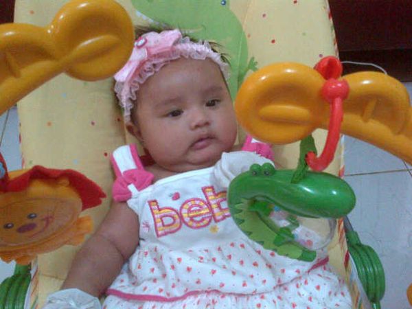 Lidwina Vidya Larasati, 5 Bulan, Perempuan