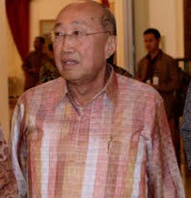 Sofjan Wanandi: Ribuan Perusahaan Outsourcing Hanya Izin Kepala Desa