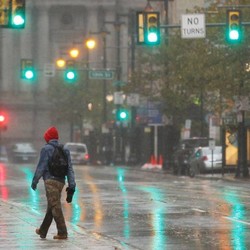 Akibat Ancaman Topan Sandy, New York Kini Bak Kota Hantu