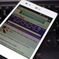 LG Pemanasan Nexus 4 dengan Optimus Vu