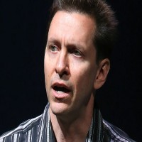 Apple Ditinggal Bos iOS 