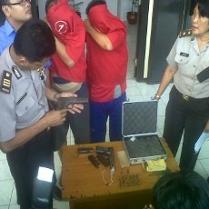 Dua Pistol Disita dari Pengembangan Kasus Pembunuhan Johan
