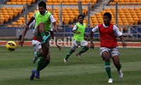 Pemain Persija Jakarta itu berlatih bersama 17 pemain lainnya, di Stadion Utama Gelora Bung Karno, Senayan, Jakarta, Selasa (30/10).