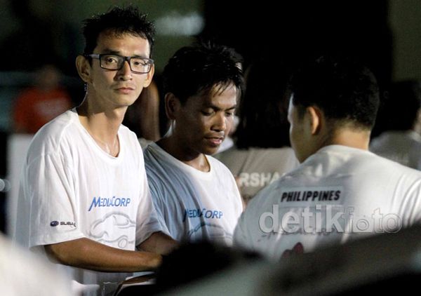 73 Jam, Frendi Salim Masih Memegang Mobil