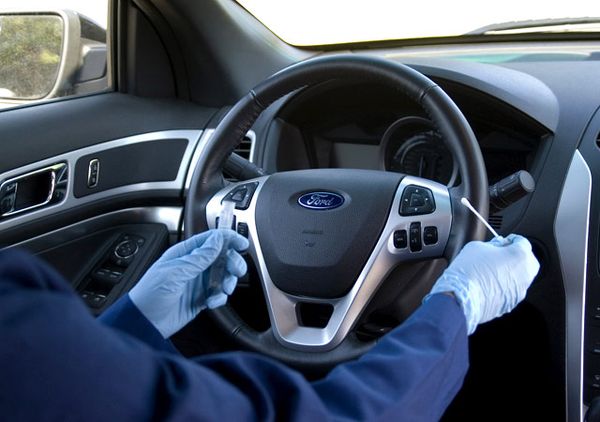 Area Paling Banyak Kuman di Mobil