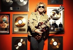 Sammy Hagar Ingin Bermain Musik Secara Gratis