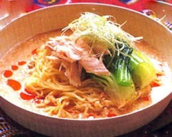 Sluurpp! Sedapnya Mie Kuah yang Gurih Pedas