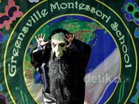 Siswa Sekolah National Plus Rayakan Halloween