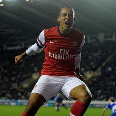 Akan Konyol Kalau Arsenal Lepas Walcott