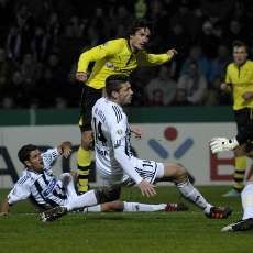 Dortmund Melenggang ke Babak Ketiga