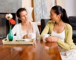 Dampak Buruk Terlalu Sering Curhat Masalah Cinta dengan Sahabat