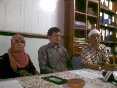 Kembaran Terduga Teroris Palmerah Menangis, Ingat Ibunda Terus Bertanya