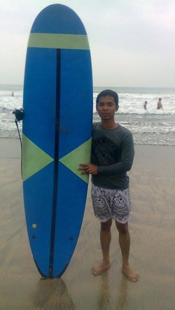 WISATA PANTAI KUTA BALI 